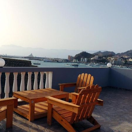 Mix 2 Hostel Mindelo Bagian luar foto