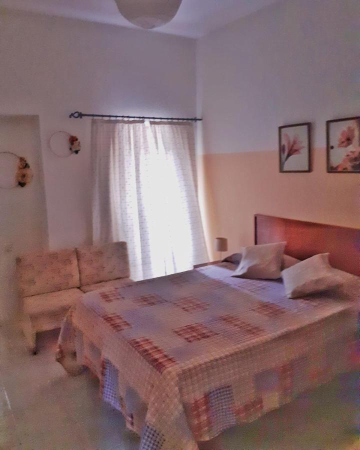 Mix 2 Hostel Mindelo Bagian luar foto