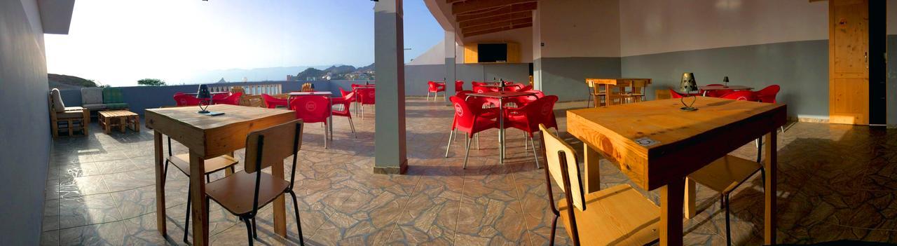 Mix 2 Hostel Mindelo Bagian luar foto