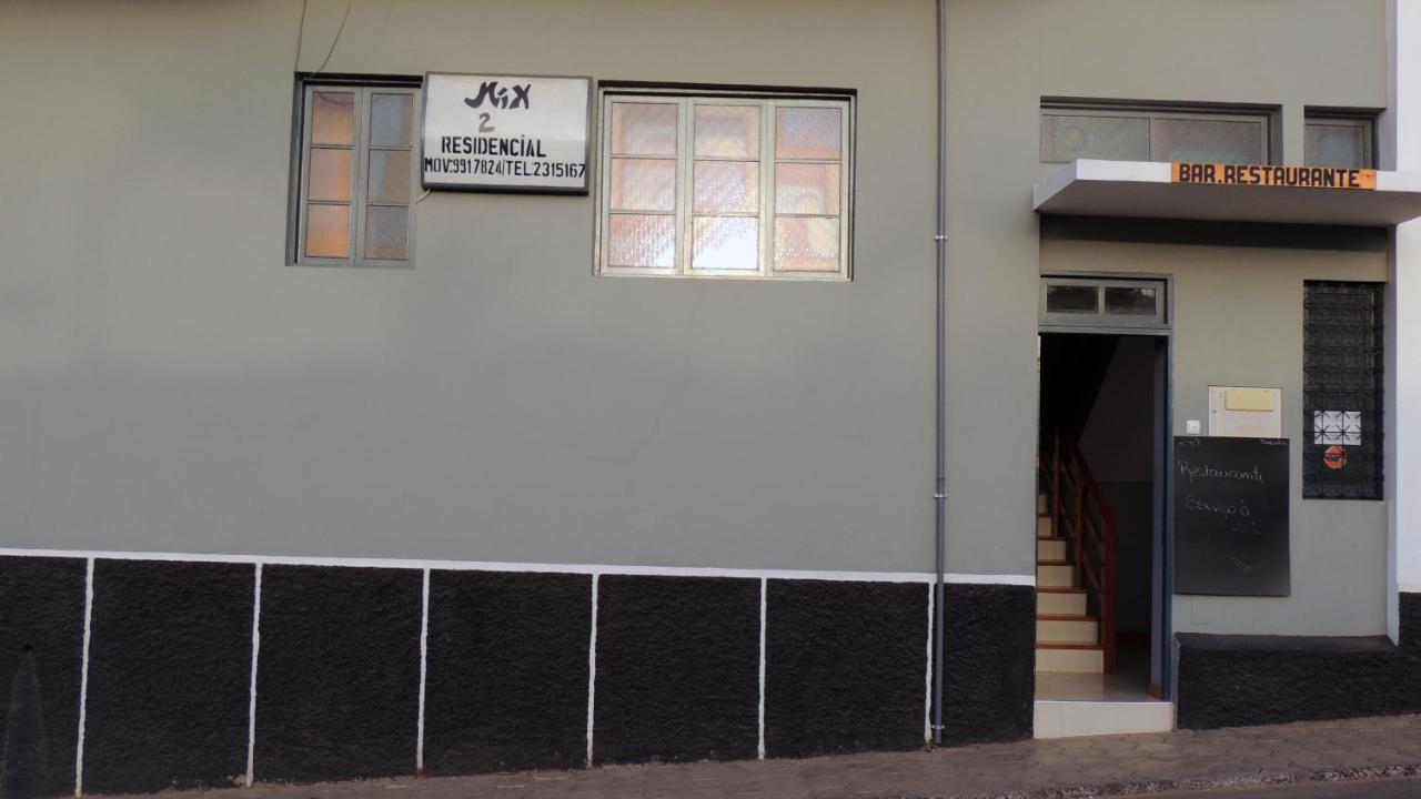 Mix 2 Hostel Mindelo Bagian luar foto